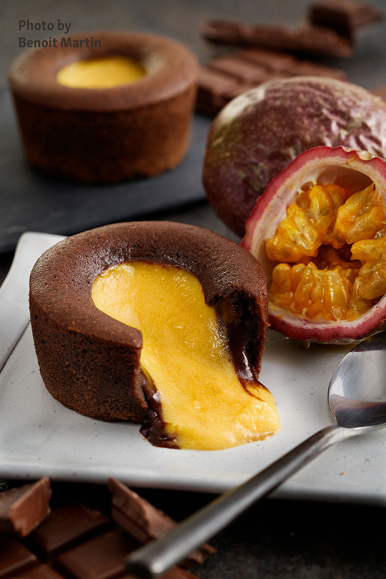 Chocolate Cakes with passion fruit filling